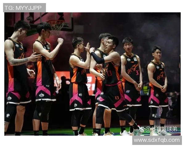 中国篮球明星少年崛起之路探索他们的成长与未来发展潜力